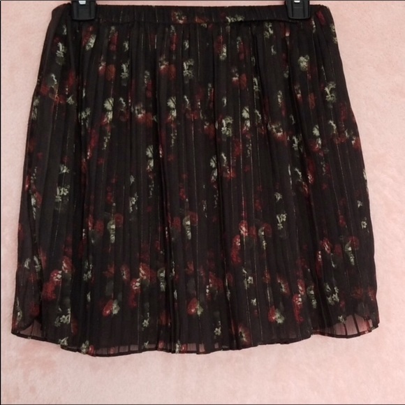 Avec Les Filles Mini Floral Pleated A Line Skirt - Picture 3 of 8